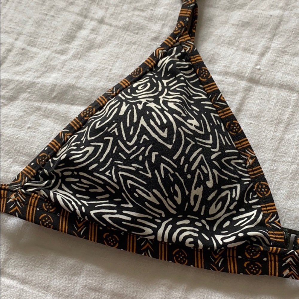 Volcom bikini top - small - Picture 4 of 6